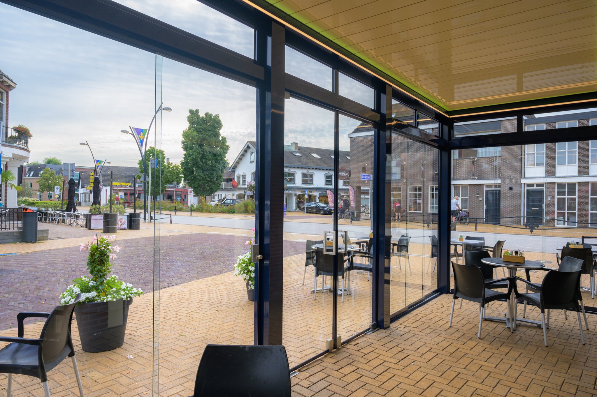 Terras-vierseizoensoverkapping-lamellen