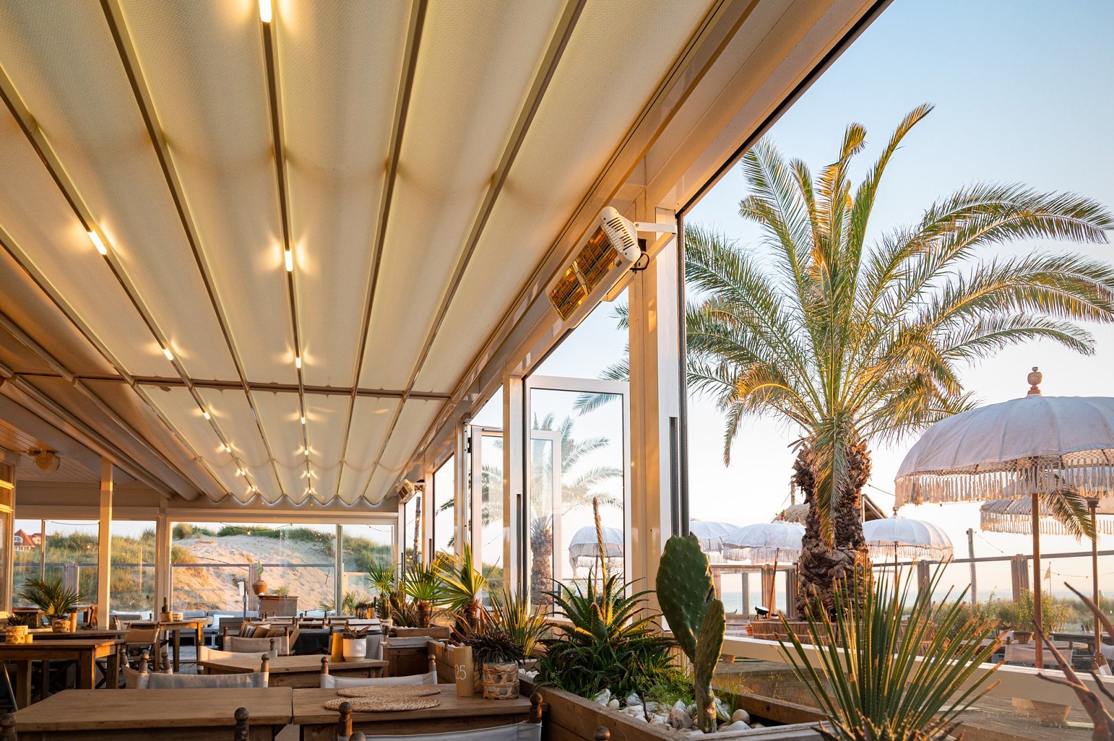 horeca-overkapping-beachclub