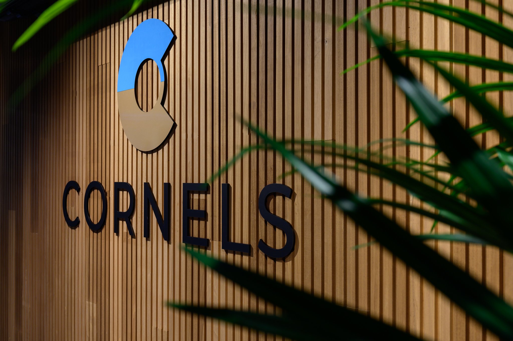 CORNELS-SHOWROOM