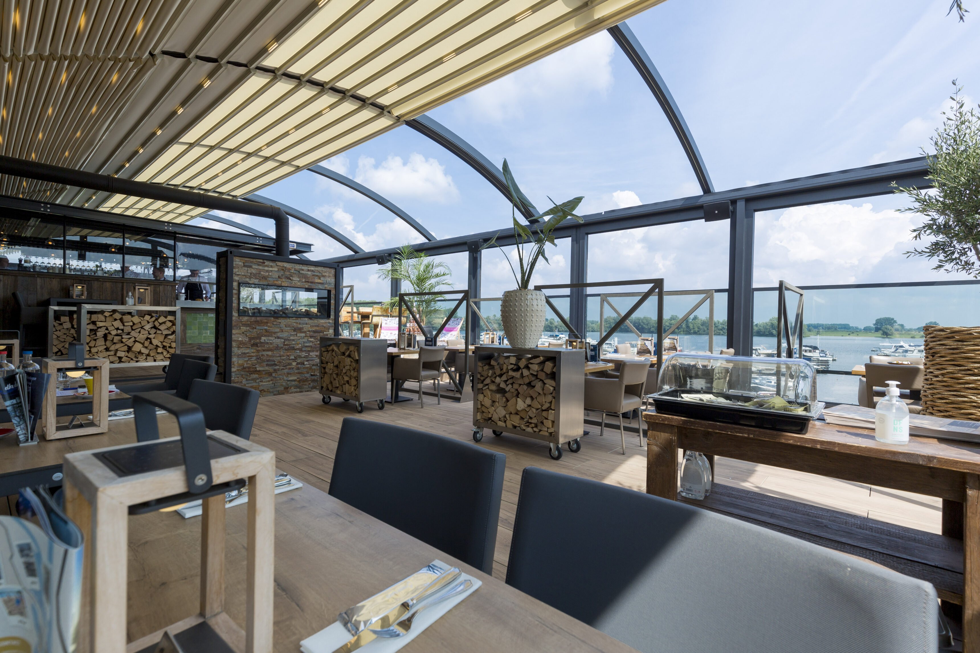 Overkapping-horeca-terras-Dukdalf